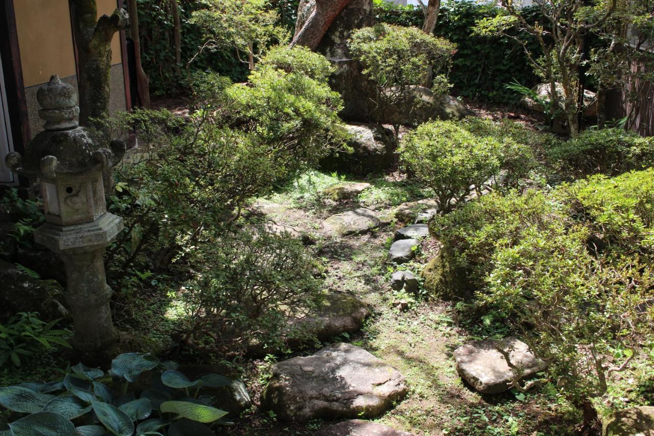 Hostel Murasaki Ryokan ทาคายาม่า ภายนอก รูปภาพ