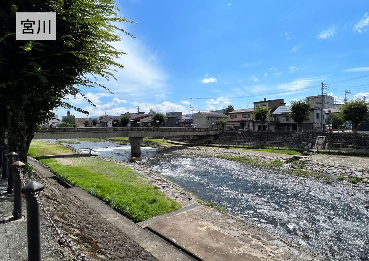 Hostel Murasaki Ryokan ทาคายาม่า ภายนอก รูปภาพ