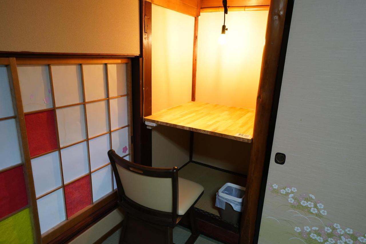 Hostel Murasaki Ryokan ทาคายาม่า ภายนอก รูปภาพ
