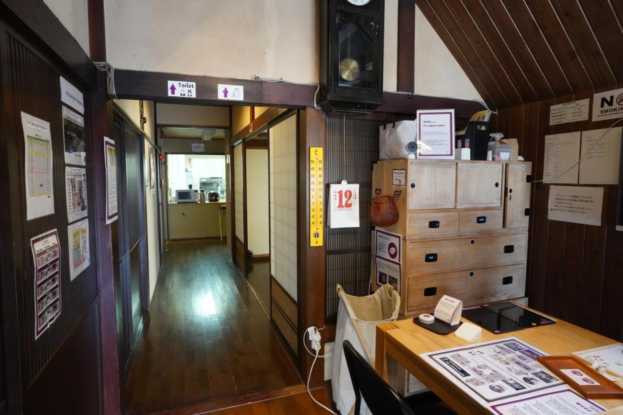 Hostel Murasaki Ryokan ทาคายาม่า ภายนอก รูปภาพ