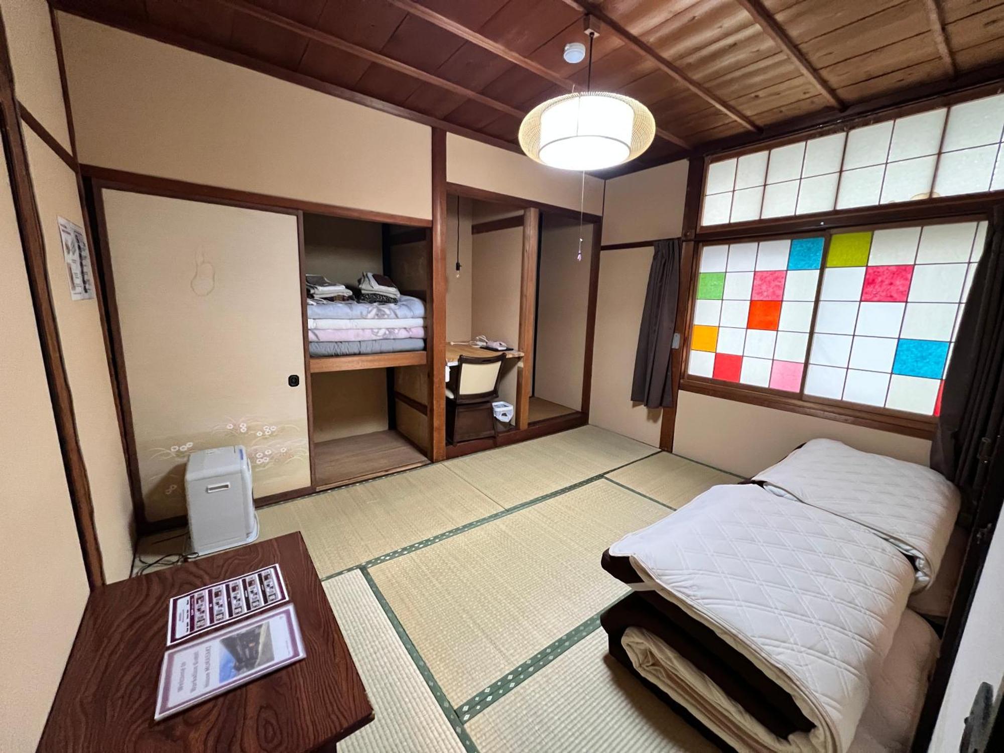 Hostel Murasaki Ryokan ทาคายาม่า ภายนอก รูปภาพ