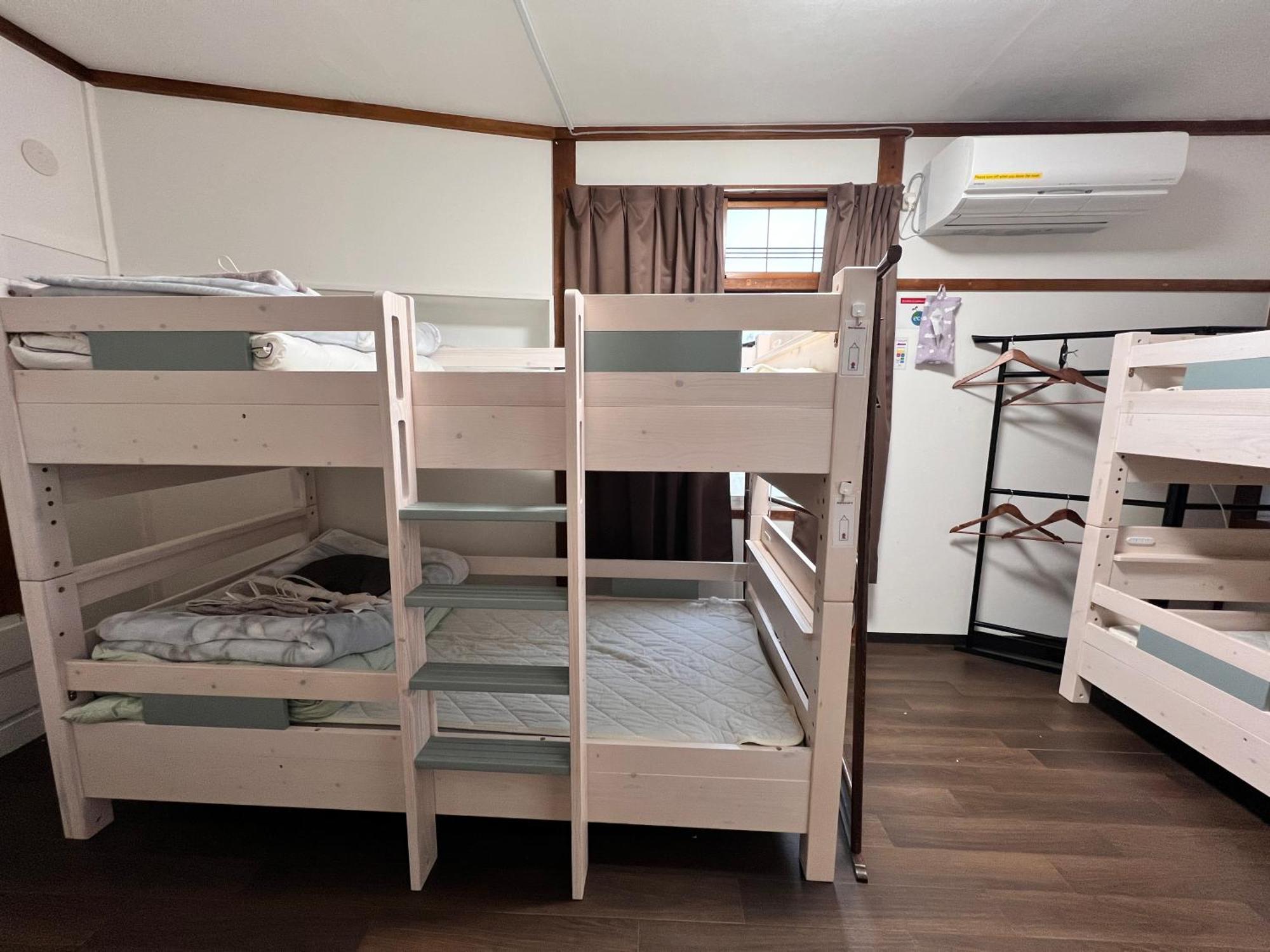 Hostel Murasaki Ryokan ทาคายาม่า ภายนอก รูปภาพ