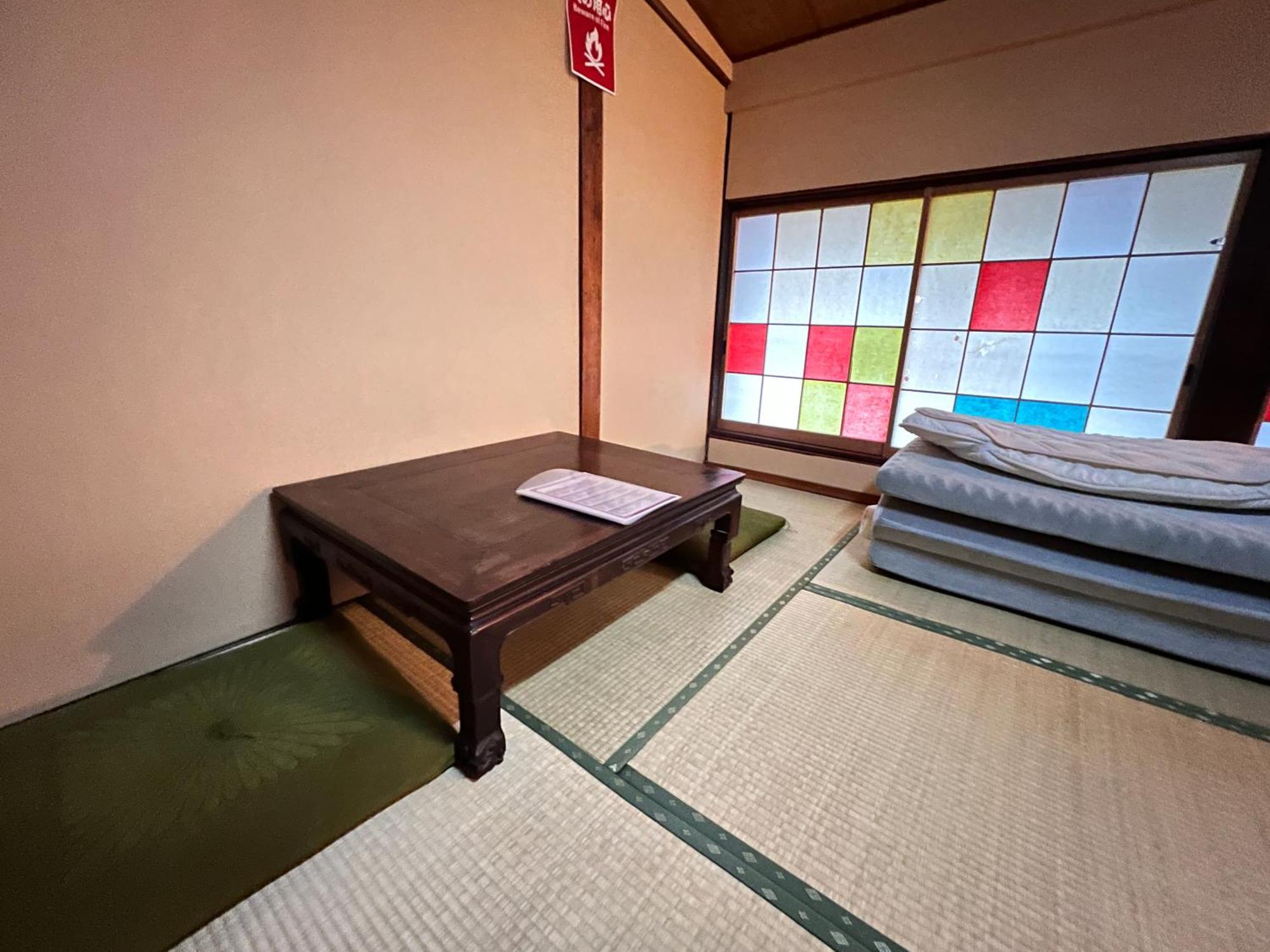 Hostel Murasaki Ryokan ทาคายาม่า ภายนอก รูปภาพ