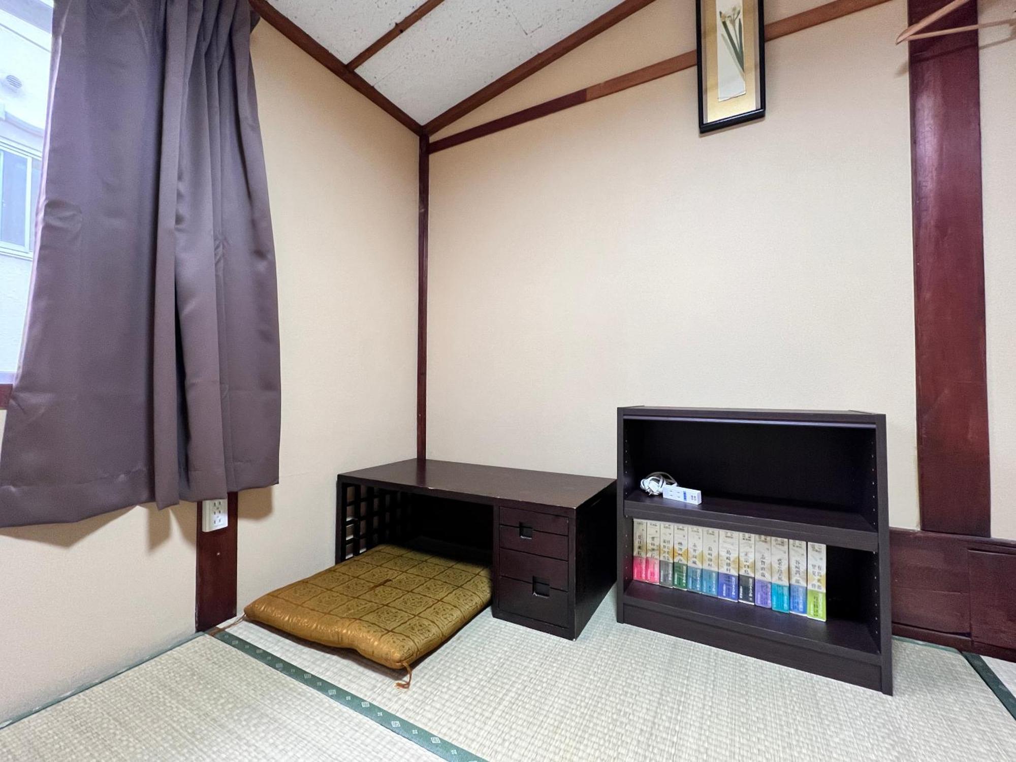 Hostel Murasaki Ryokan ทาคายาม่า ภายนอก รูปภาพ
