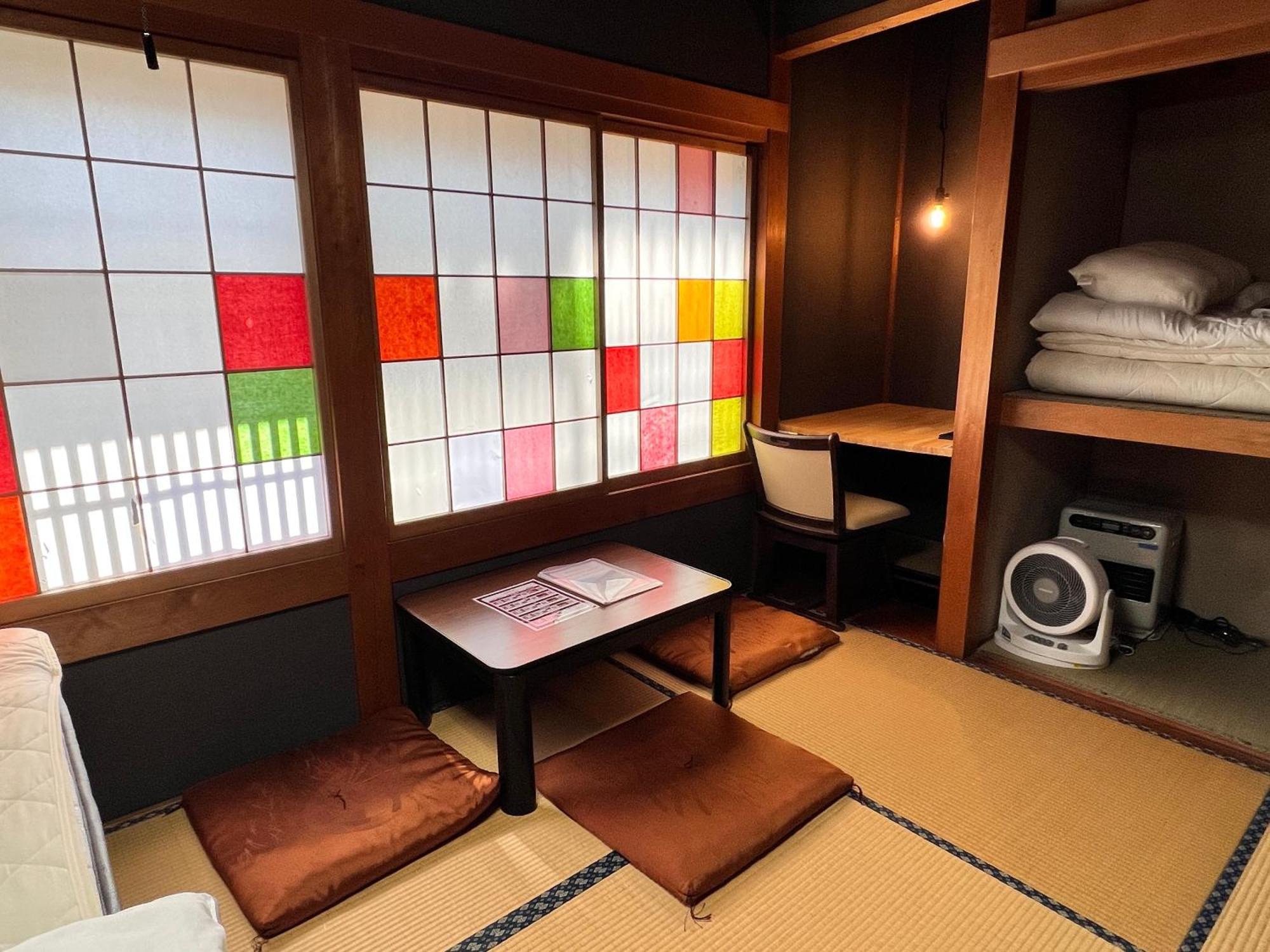 Hostel Murasaki Ryokan ทาคายาม่า ภายนอก รูปภาพ