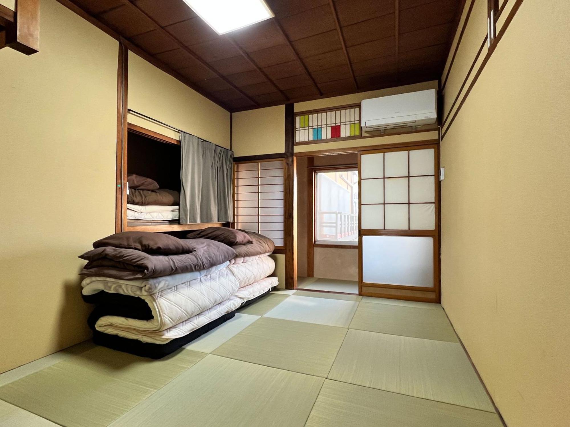 Hostel Murasaki Ryokan ทาคายาม่า ภายนอก รูปภาพ